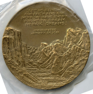 Ronald Reagan Presidential Art Medal Round United States Mint Treasury - B435