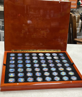 1999-2009 U.S.Statehood Quarter 56 Coin Complete Colorized Set in Wood Box-SS891