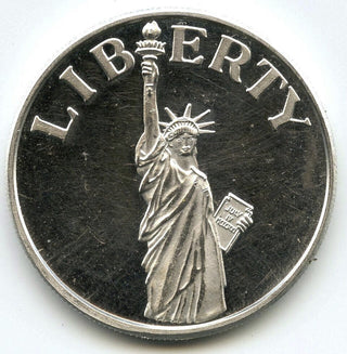 Statue of Liberty 999 Silver 1 oz Medal Round NYC World Trade Center Ships K124