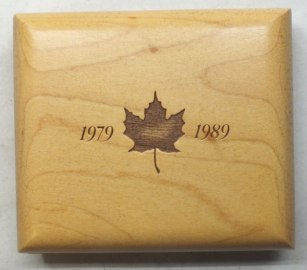 1979 - 1989 Canada $5 Maple Leaf 9999 Silver 1 oz Coin + Wooden Box - J152